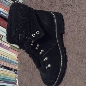 True and time black army boots